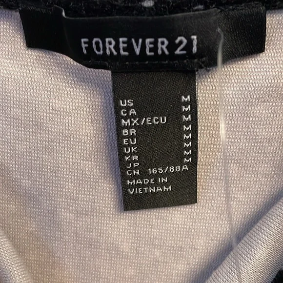 * NWT * FOREVER 21 Bodysuit - Picture 4 of 6